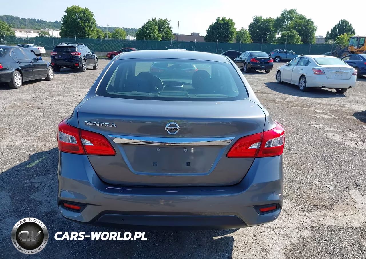 2018 Nissan Sentra S VIN:3N1AB7AP3JY331345 - 16