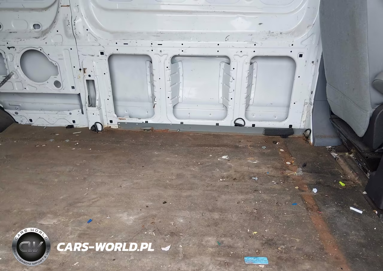 2015 Ford Transit-250 VIN:1FTNR2CM4FKB25277 - 8