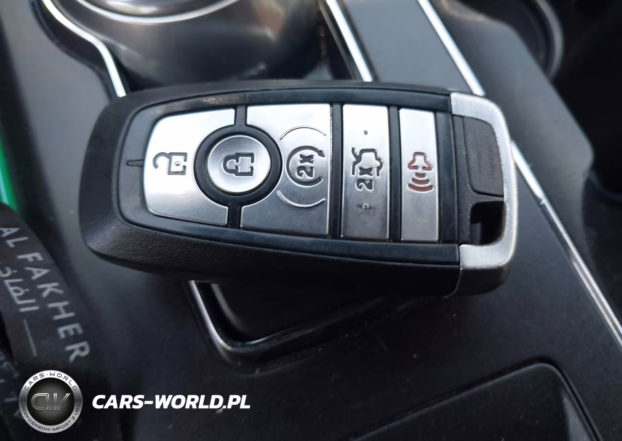 2019 Ford Fusion Hybrid Titanium VIN:3FA6P0RU7KR224354 - 11