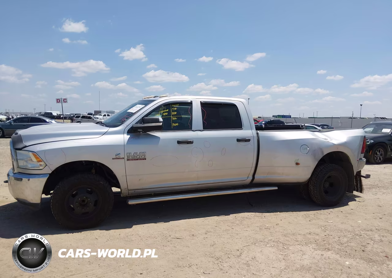 2016 Ram 3500 Tradesman VIN:3C63RPGL2GG335169 - 11