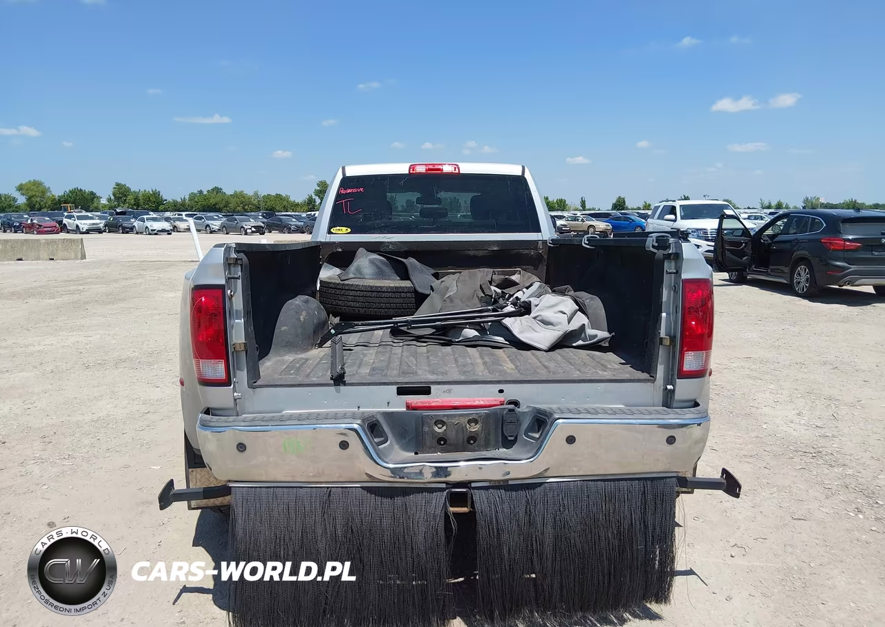 2016 Ram 3500 Tradesman VIN:3C63RPGL2GG335169 - 15