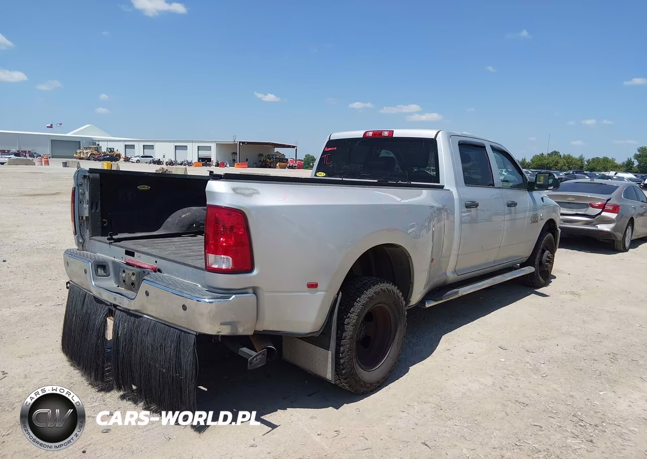 2016 Ram 3500 Tradesman VIN:3C63RPGL2GG335169 - 18