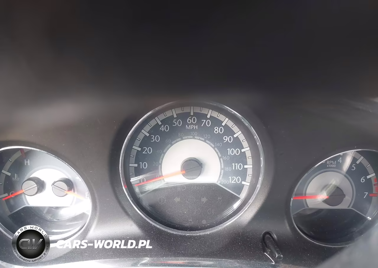 2012 Chrysler 200 Lx VIN:1C3CCBABXCN318493 - 7