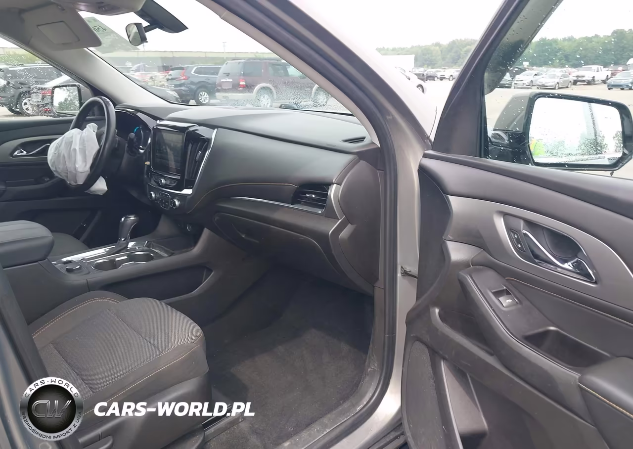 2018 Chevrolet Traverse Lt Cloth VIN:1GNERGKW5JJ165194 - 5