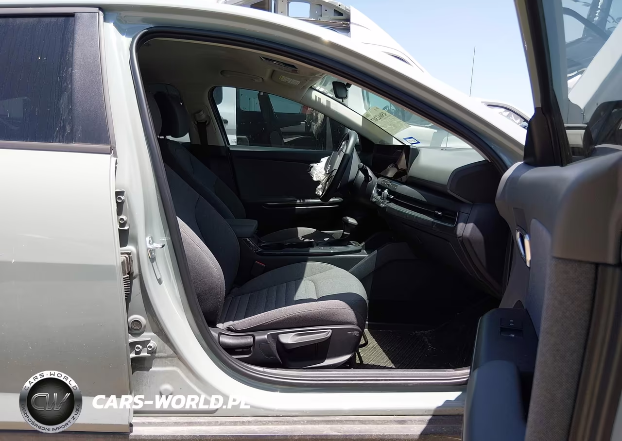 2025 Kia K4 Ex VIN:3KPFU4DE8SE217821 - 5