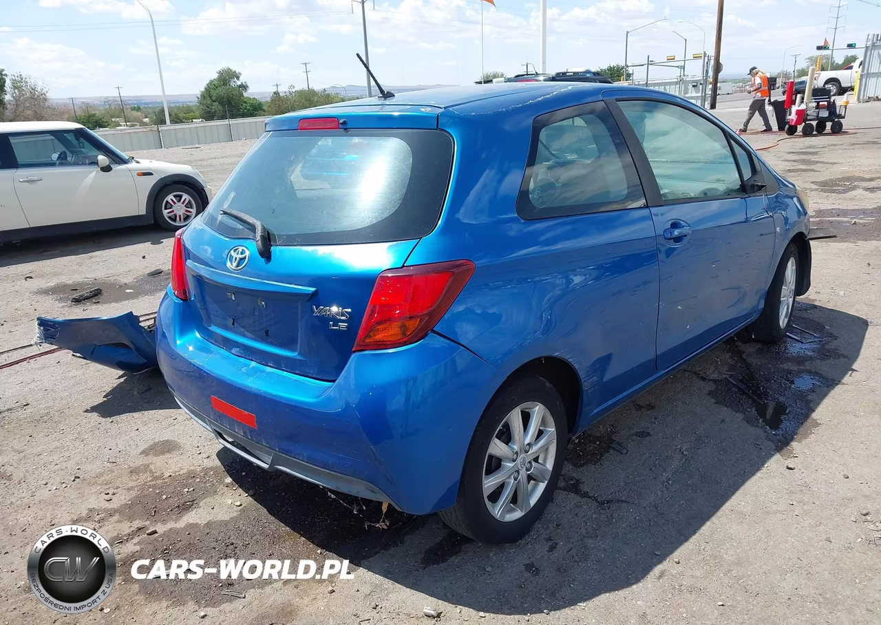 2015 Toyota Yaris Le VIN:VNKJTUD30FA027233 - 4