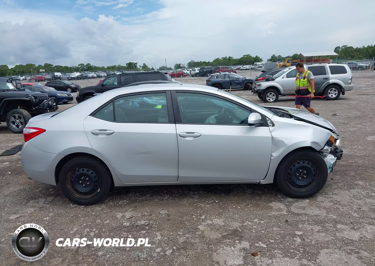 2016 Toyota Corolla Le VIN:2T1BURHE1GC599489 - 13