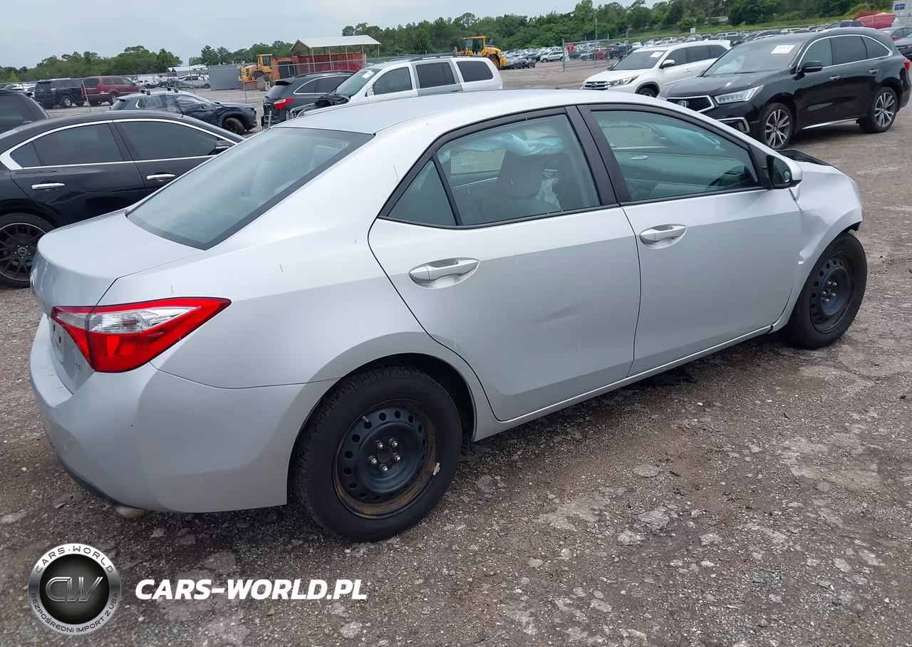 2016 Toyota Corolla Le VIN:2T1BURHE1GC599489 - 4