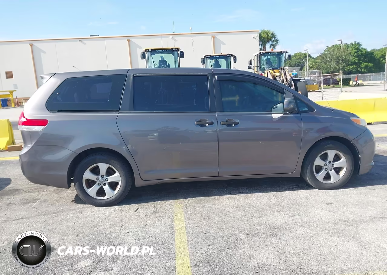 2012 Toyota Sienna Base V6 7 Passenger VIN:5TDZK3DC9CS192009 - 13