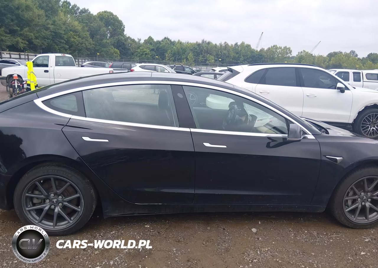2018 Tesla Model 3 Long Range-Mid Range VIN:5YJ3E1EA9JF151850 - 13