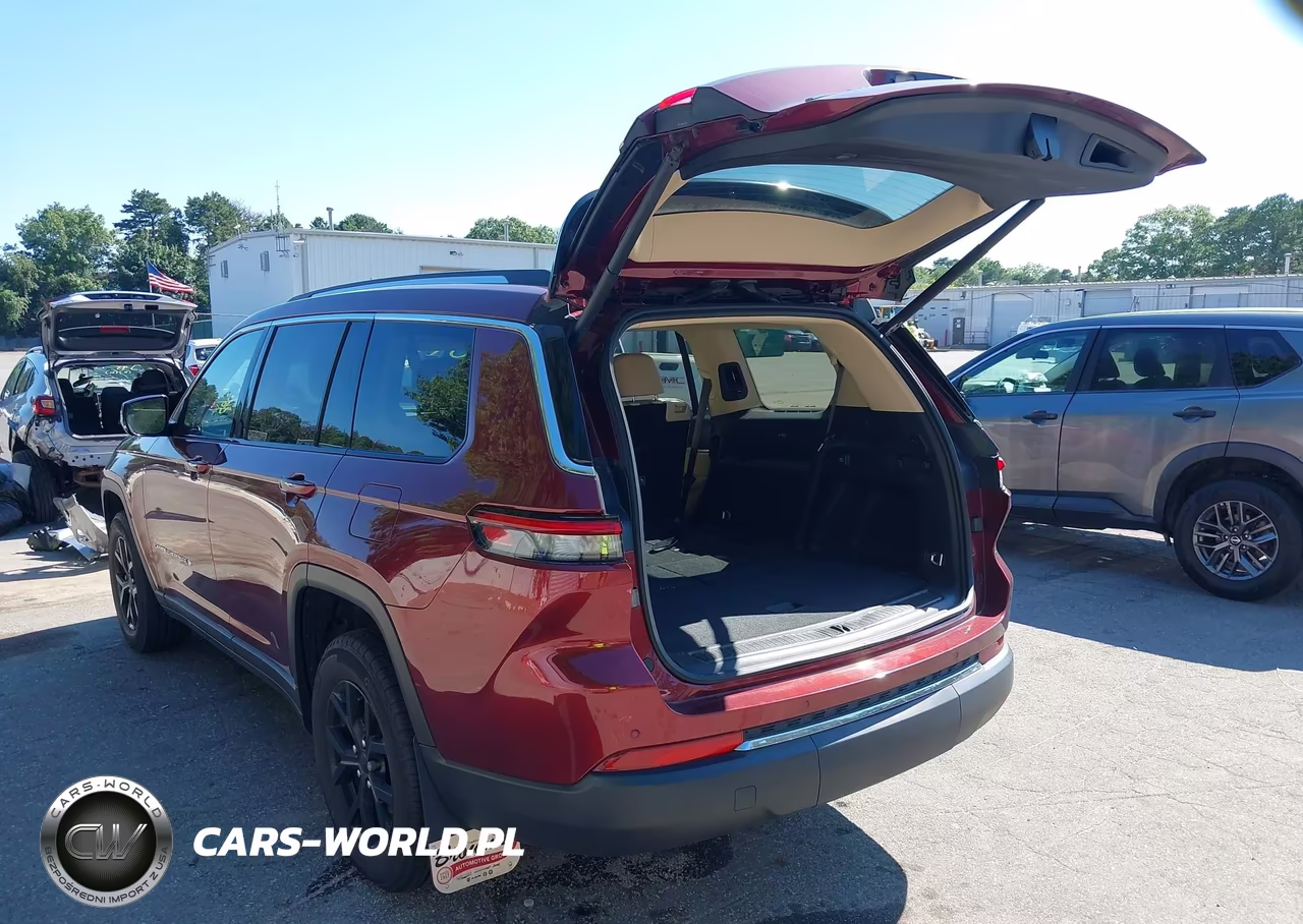 2022 Jeep Grand Cherokee L Limited 4X4 VIN:1C4RJKBG1N8543862 - 3