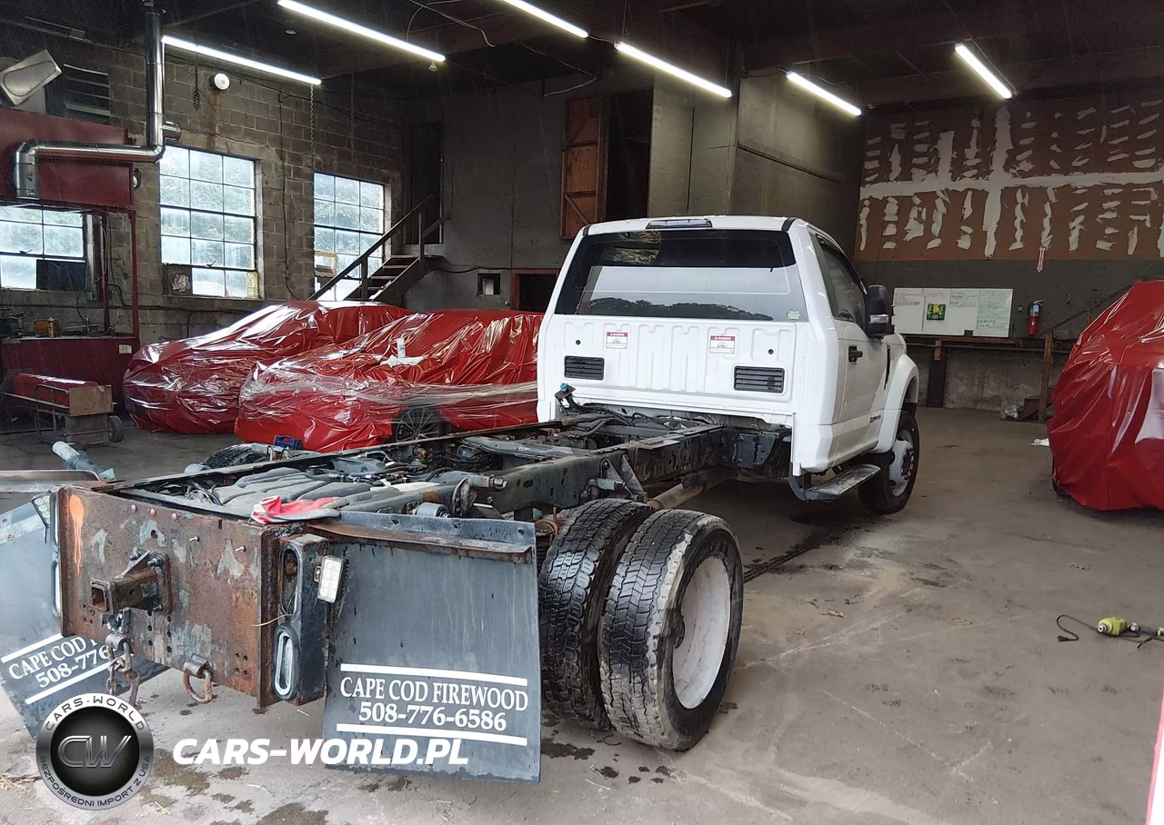 2019 Ford F-550 Chassis Xl VIN:1FDUF5HT6KDA23219 - 4