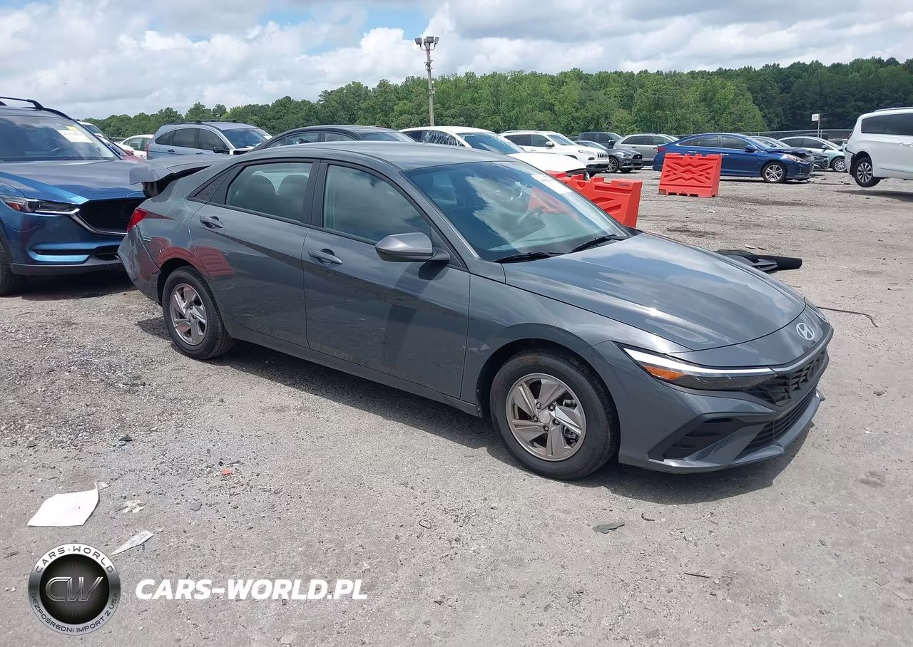 2026 Hyundai Elantra Se – zdjęcie 1 z 17