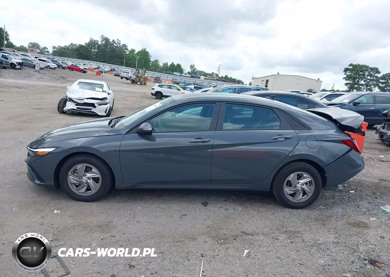 2026 Hyundai Elantra Se VIN:KMHLL4DG2TU106638 - 15
