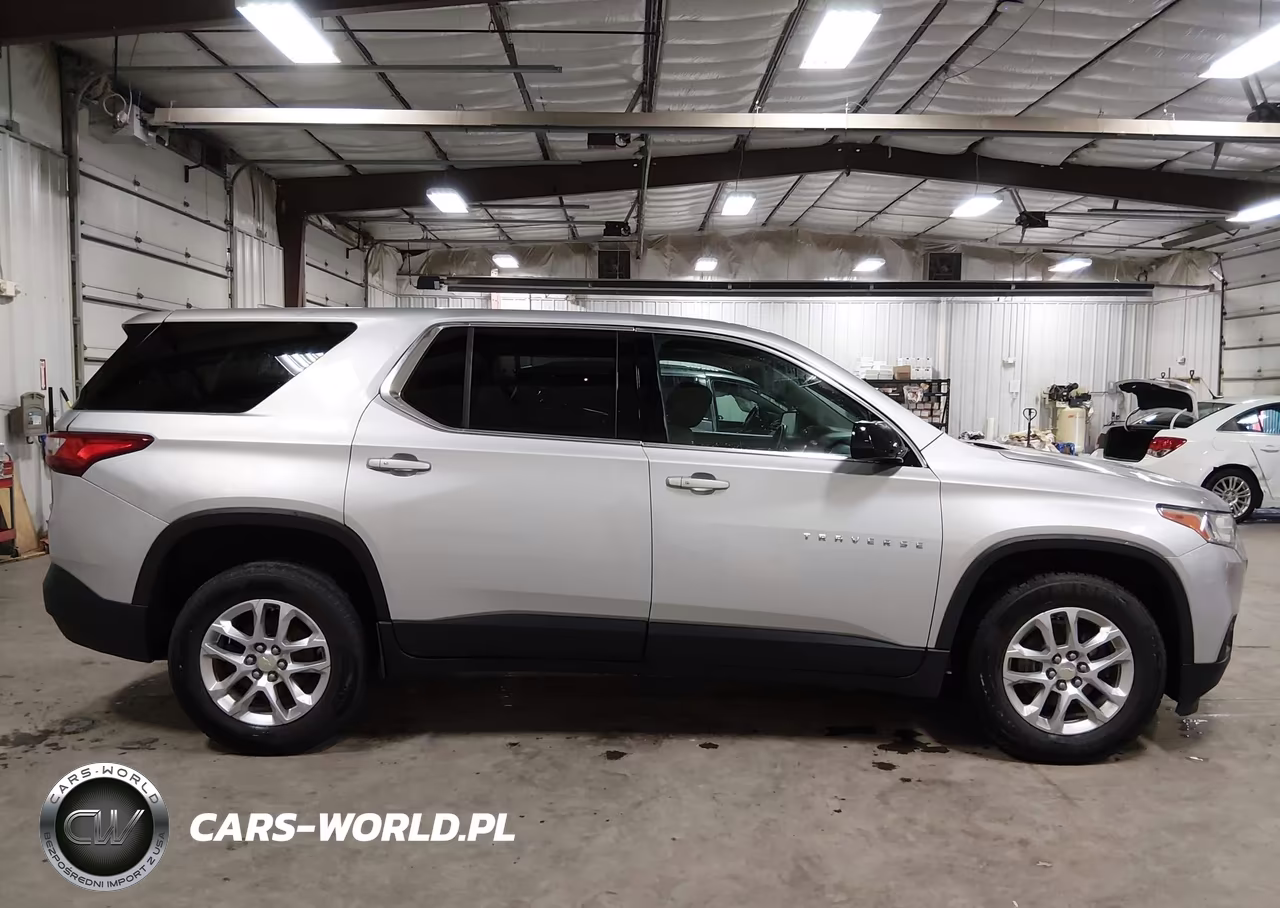 2019 Chevrolet Traverse Ls VIN:1GNEVFKW9KJ214551 - 13