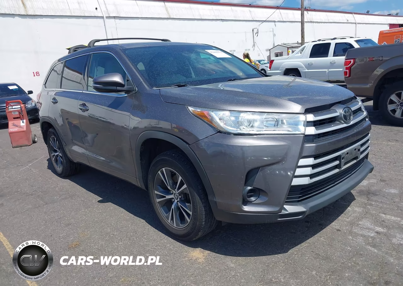 2017 Toyota Highlander Le
