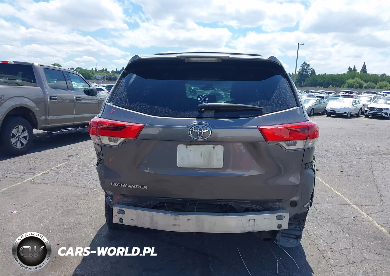 2017 Toyota Highlander Le VIN:5TDZARFH7HS026741 - 17
