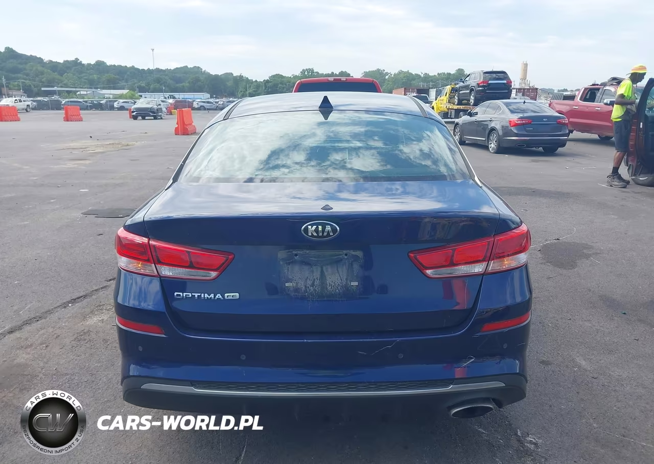 2020 Kia Optima Lx VIN:5XXGT4L37LG384896 - 16