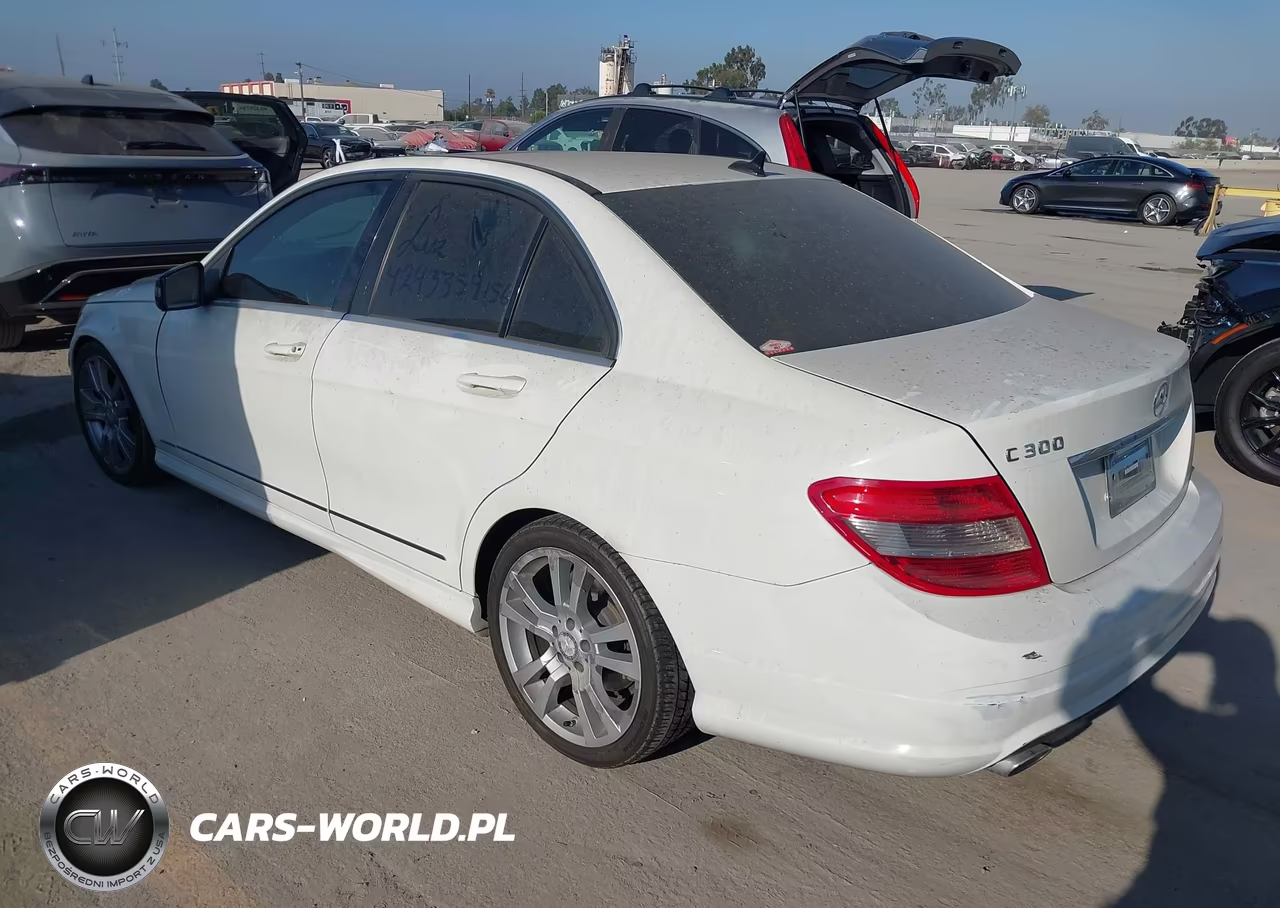 2011 Mercedes-Benz C 300 Luxury-Sport VIN:WDDGF5EB4BF653568 - 3