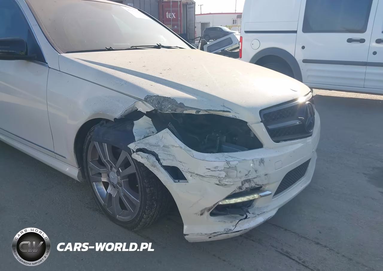 2011 Mercedes-Benz C 300 Luxury-Sport VIN:WDDGF5EB4BF653568 - 6