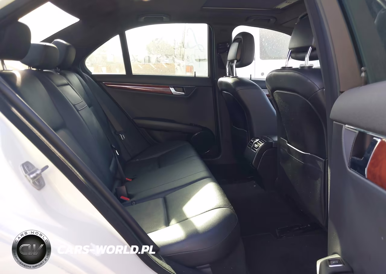 2011 Mercedes-Benz C 300 Luxury-Sport VIN:WDDGF5EB4BF653568 - 8