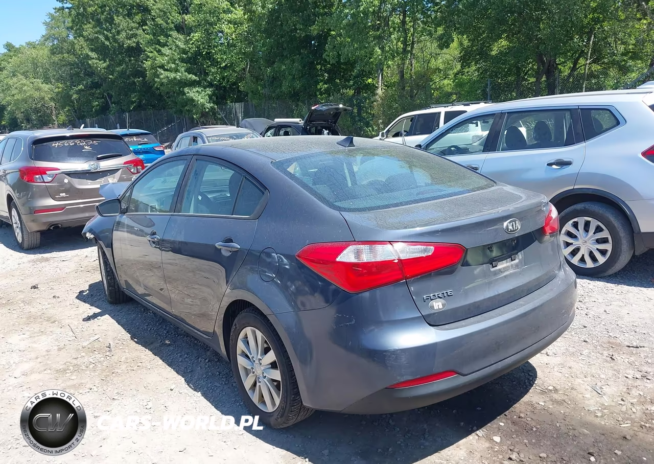 2016 Kia Forte Lx VIN:KNAFK4A61G5477352 - 3