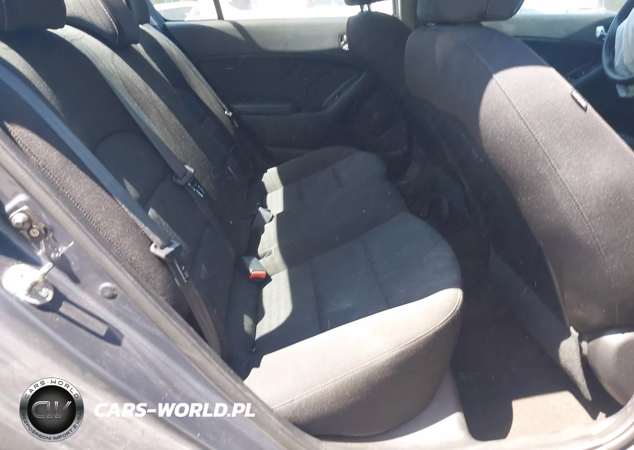 2016 Kia Forte Lx VIN:KNAFK4A61G5477352 - 8