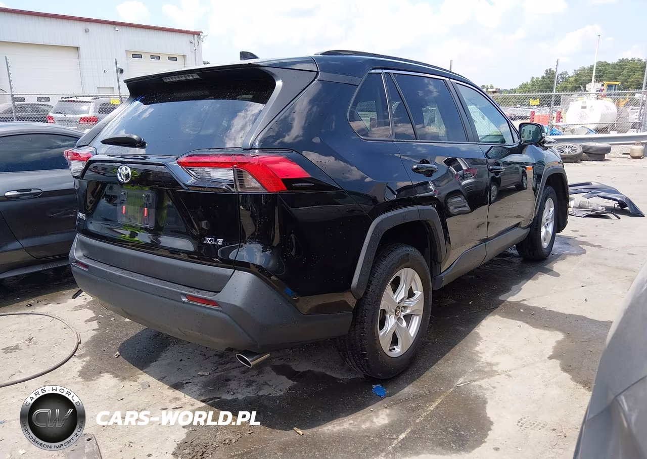 2021 Toyota Rav4 Xle VIN:2T3W1RFV7MC131881 - 4