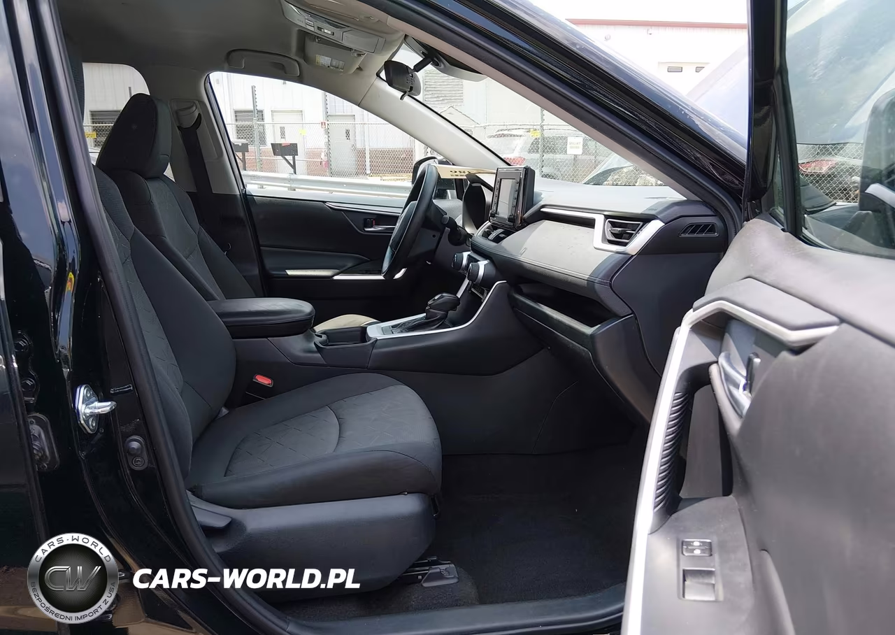 2021 Toyota Rav4 Xle VIN:2T3W1RFV7MC131881 - 5