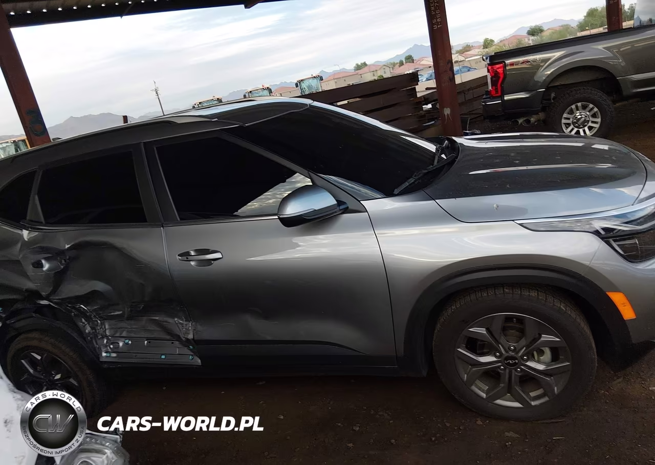 2024 Kia Seltos S VIN:KNDEU2AA0R7659097 - 13