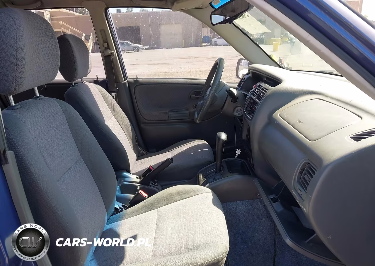 1999 Chevrolet Tracker VIN:2CNBE13C9X6931762 - 5