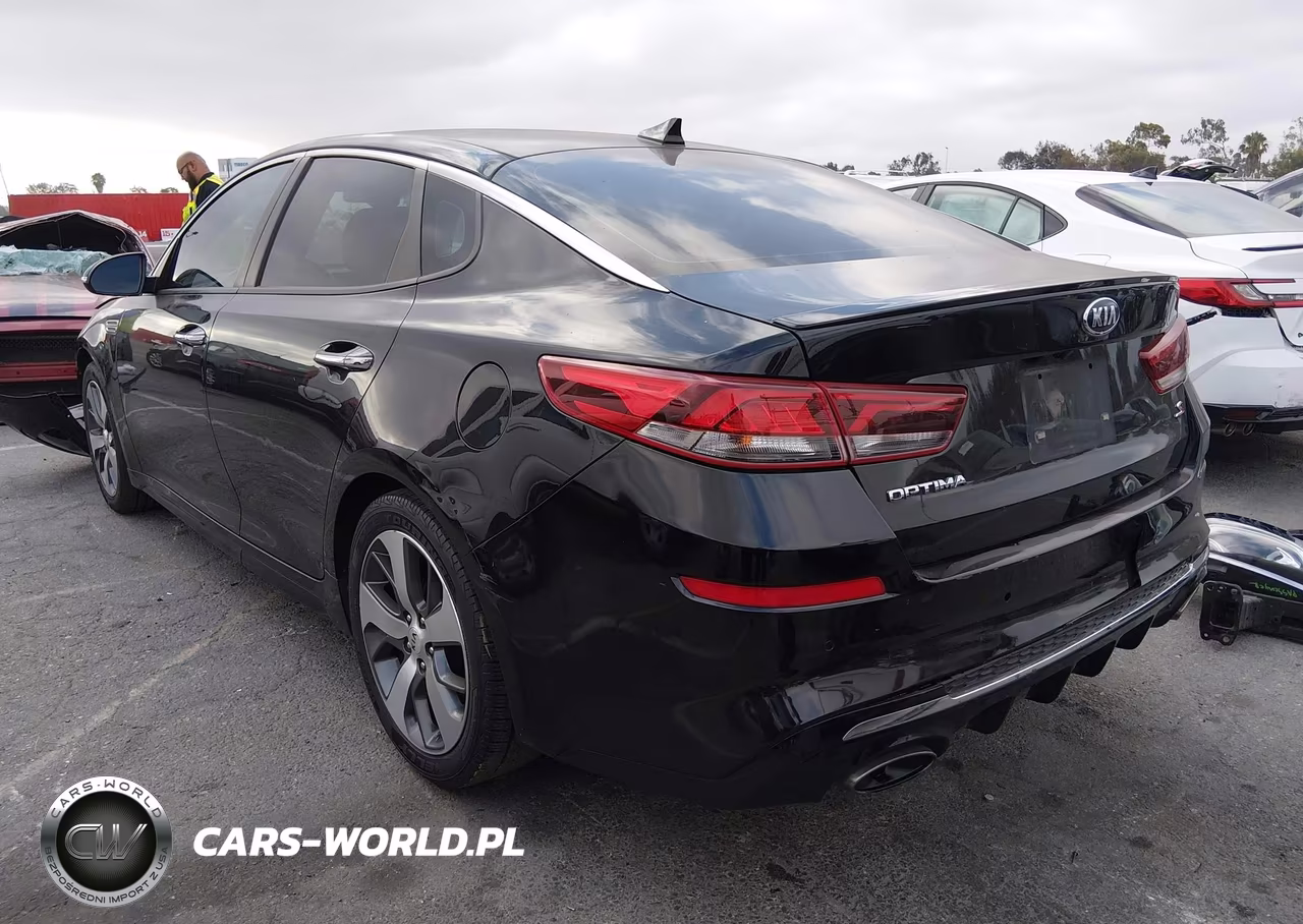 2019 Kia Optima S VIN:5XXGT4L3XKG356959 - 3