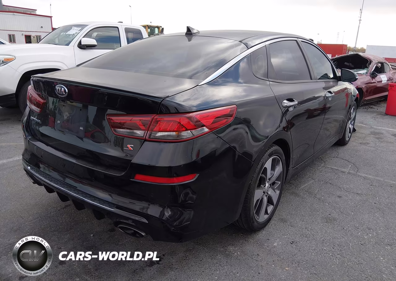 2019 Kia Optima S VIN:5XXGT4L3XKG356959 - 4