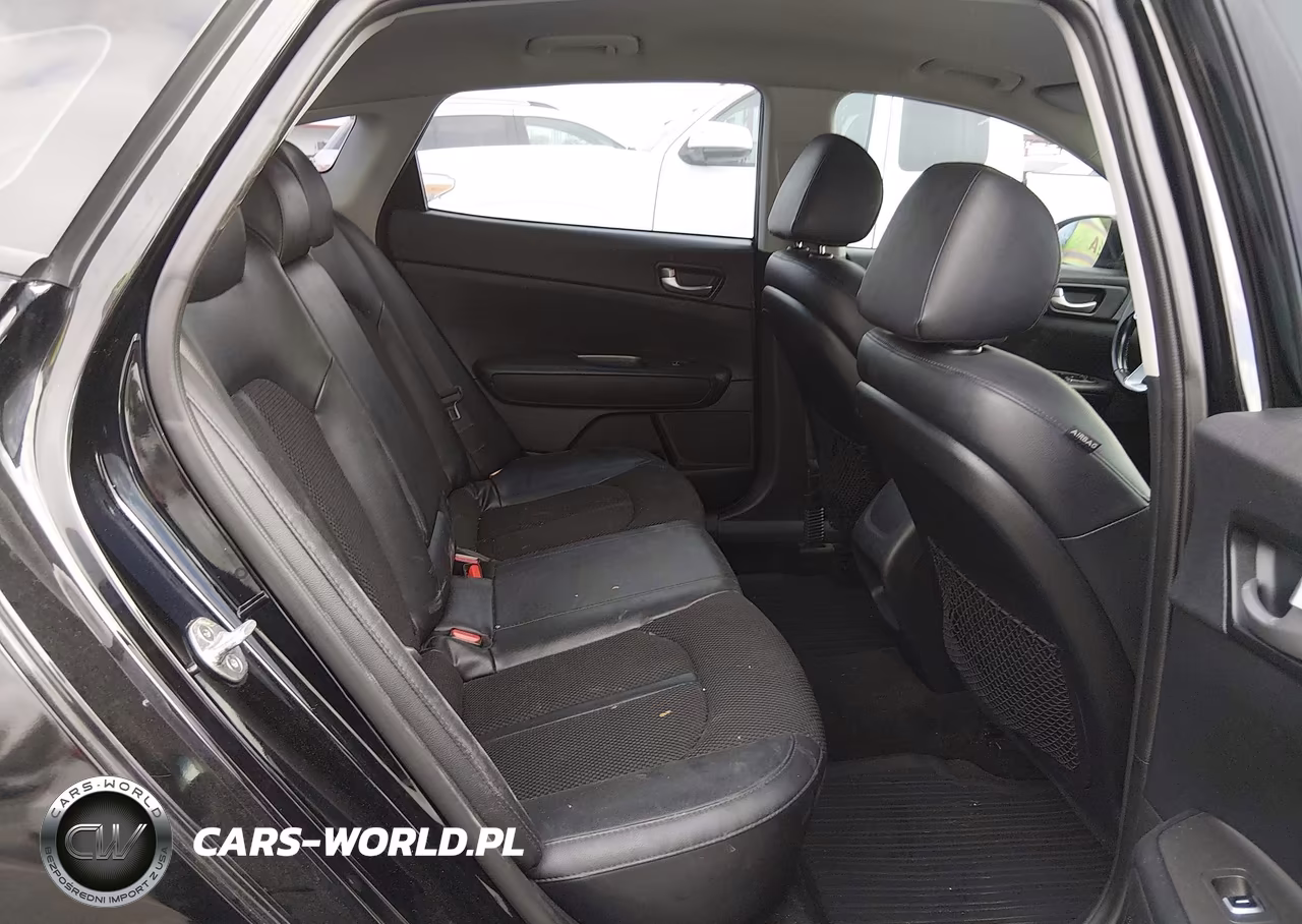 2019 Kia Optima S VIN:5XXGT4L3XKG356959 - 8
