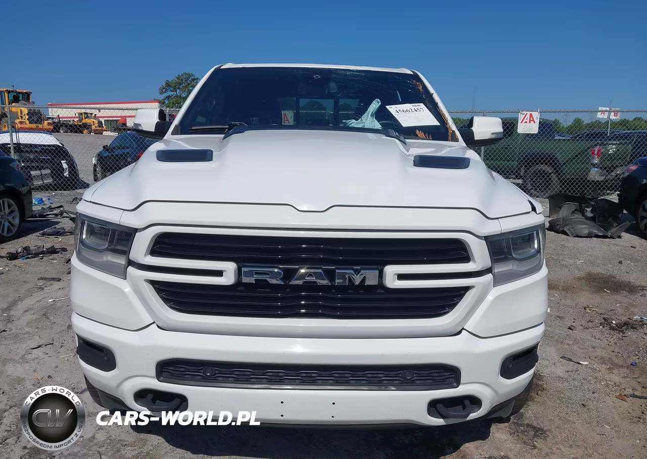 2020 Ram 1500 Laramie 4X4 5'7 Box VIN:1C6SRFJT9LN370243 - 12