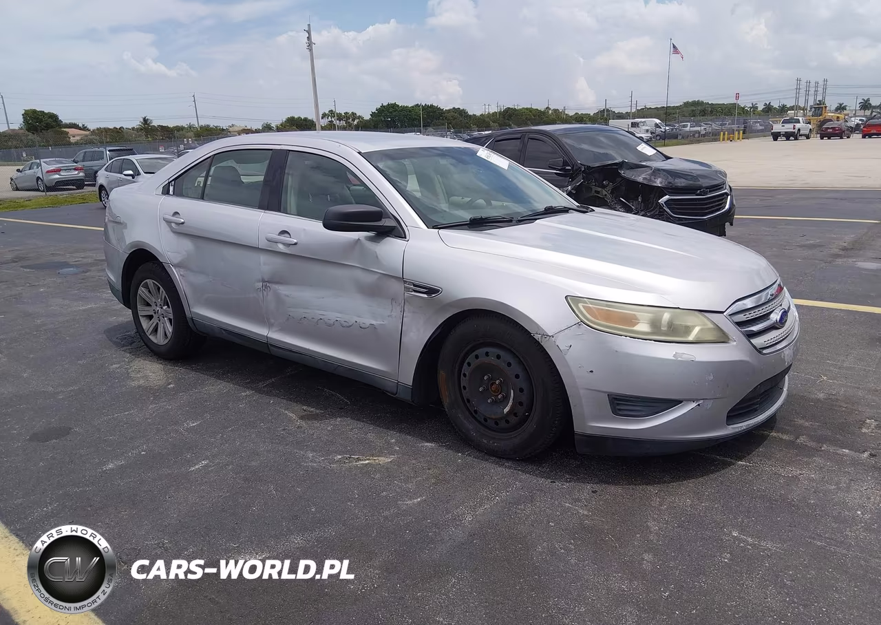 2011 Ford Taurus Se