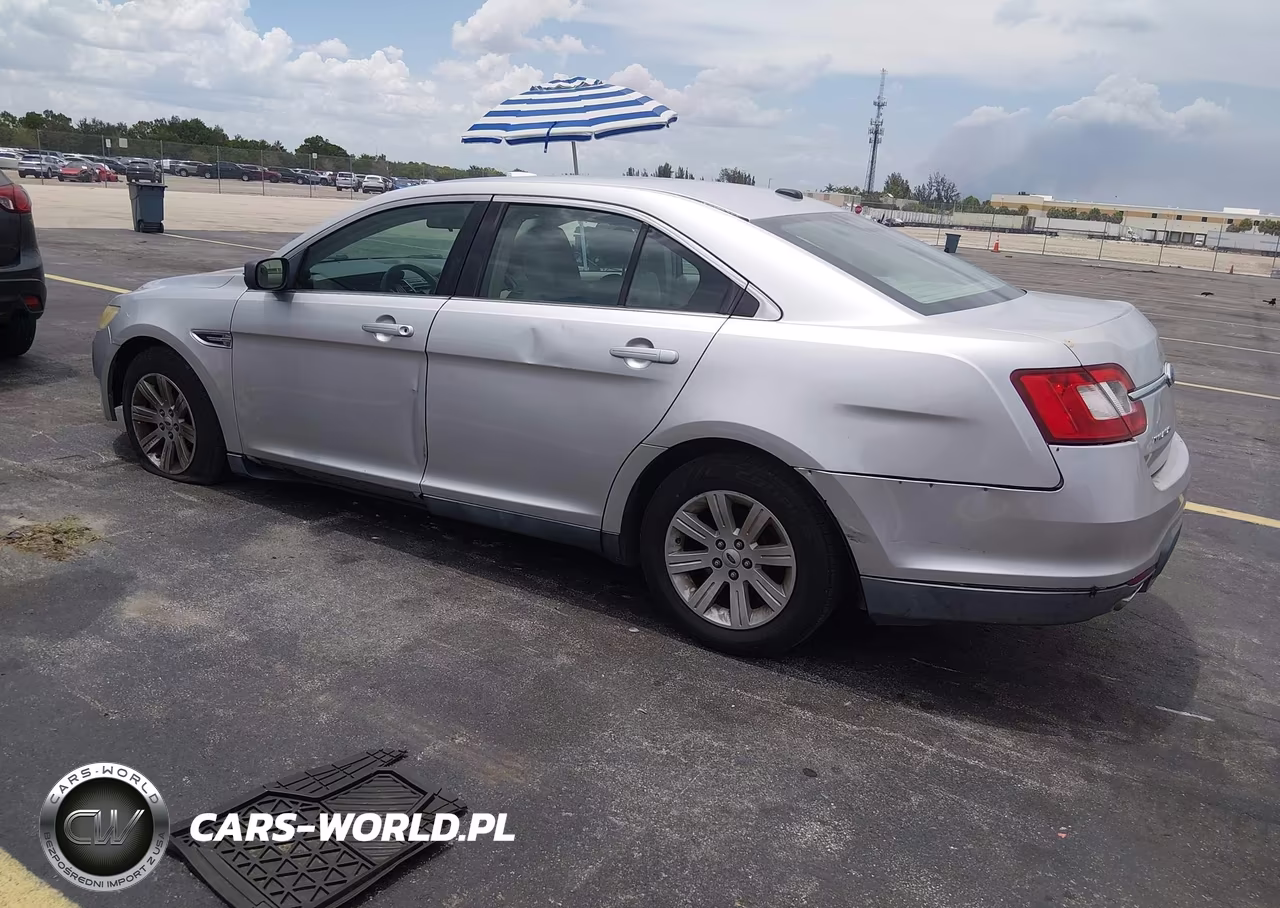 2011 Ford Taurus Se VIN:1FAHP2DW3BG173035 - 3