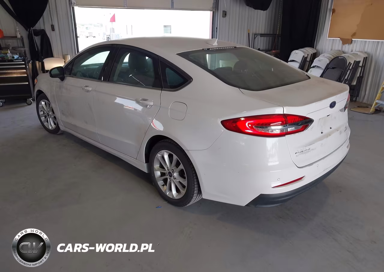2019 Ford Fusion Hybrid Se VIN:3FA6P0LU1KR274644 - 3