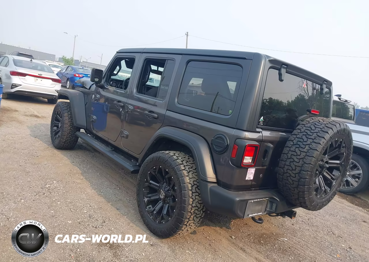 2019 Jeep Wrangler Unlimited Sport Altitude 4X4 VIN:1C4HJXDN0KW685664 - 3