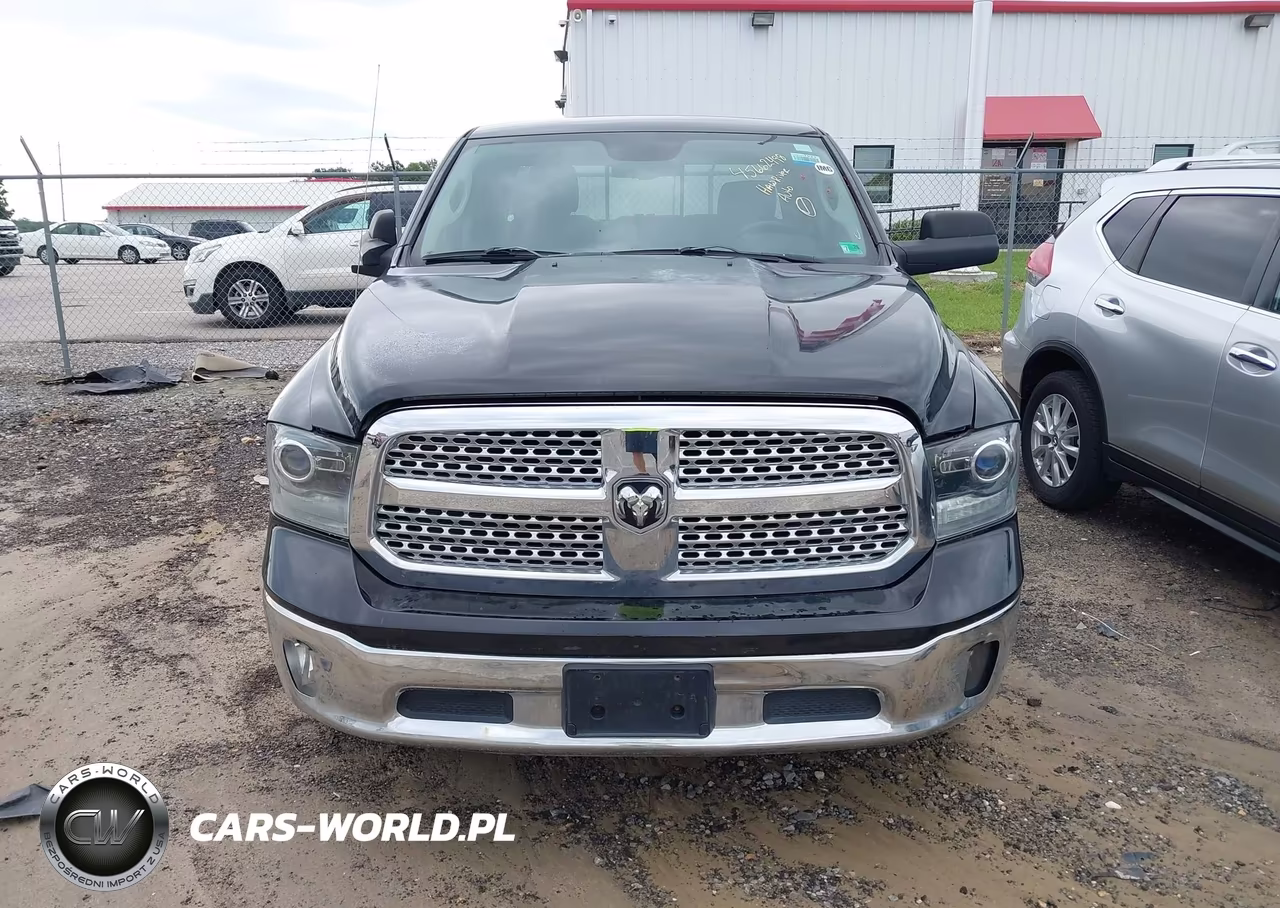 2015 Ram 1500 Laramie VIN:1C6RR7JM2FS574112 - 13