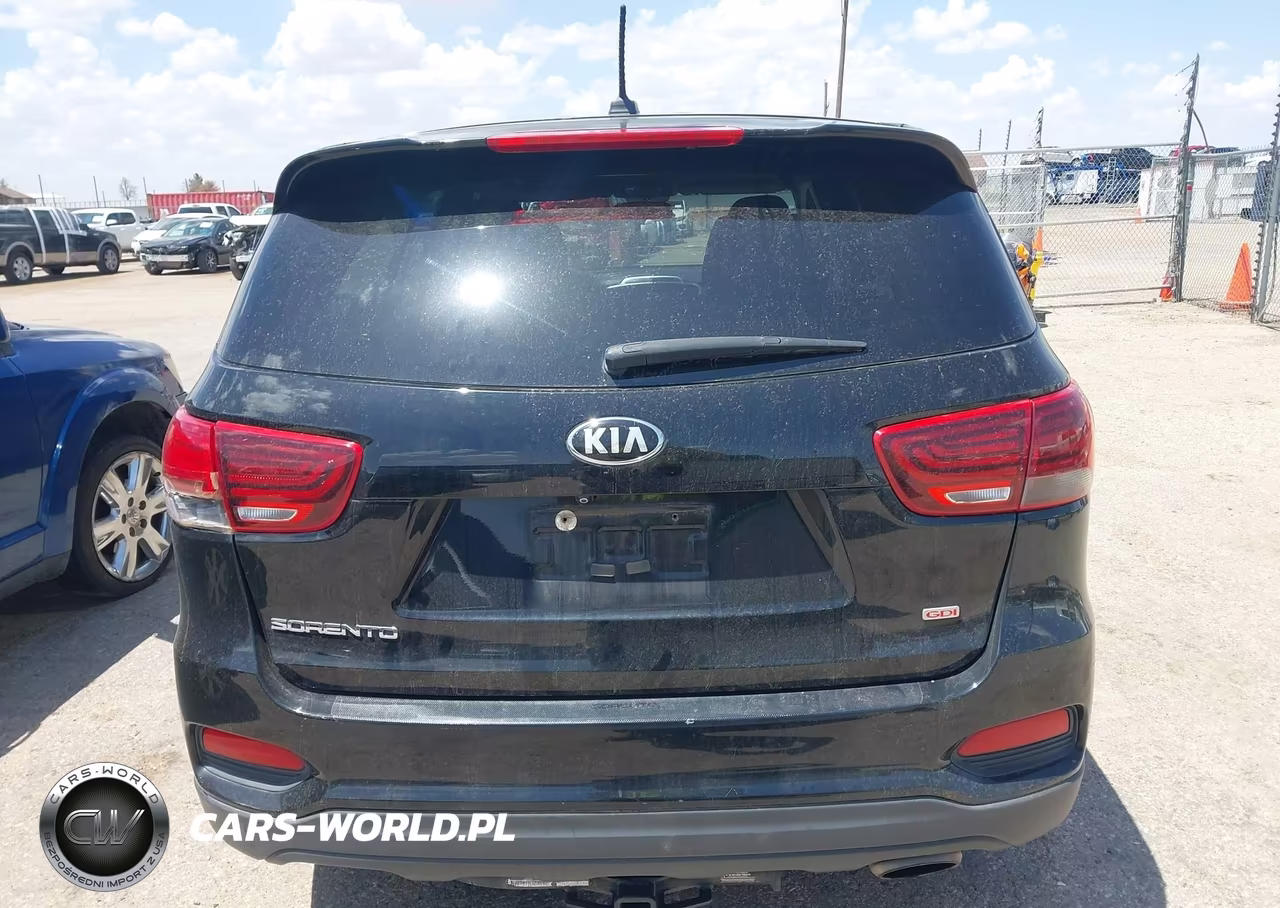 2019 Kia Sorento 2.4L L VIN:5XYPG4A33KG567049 - 16