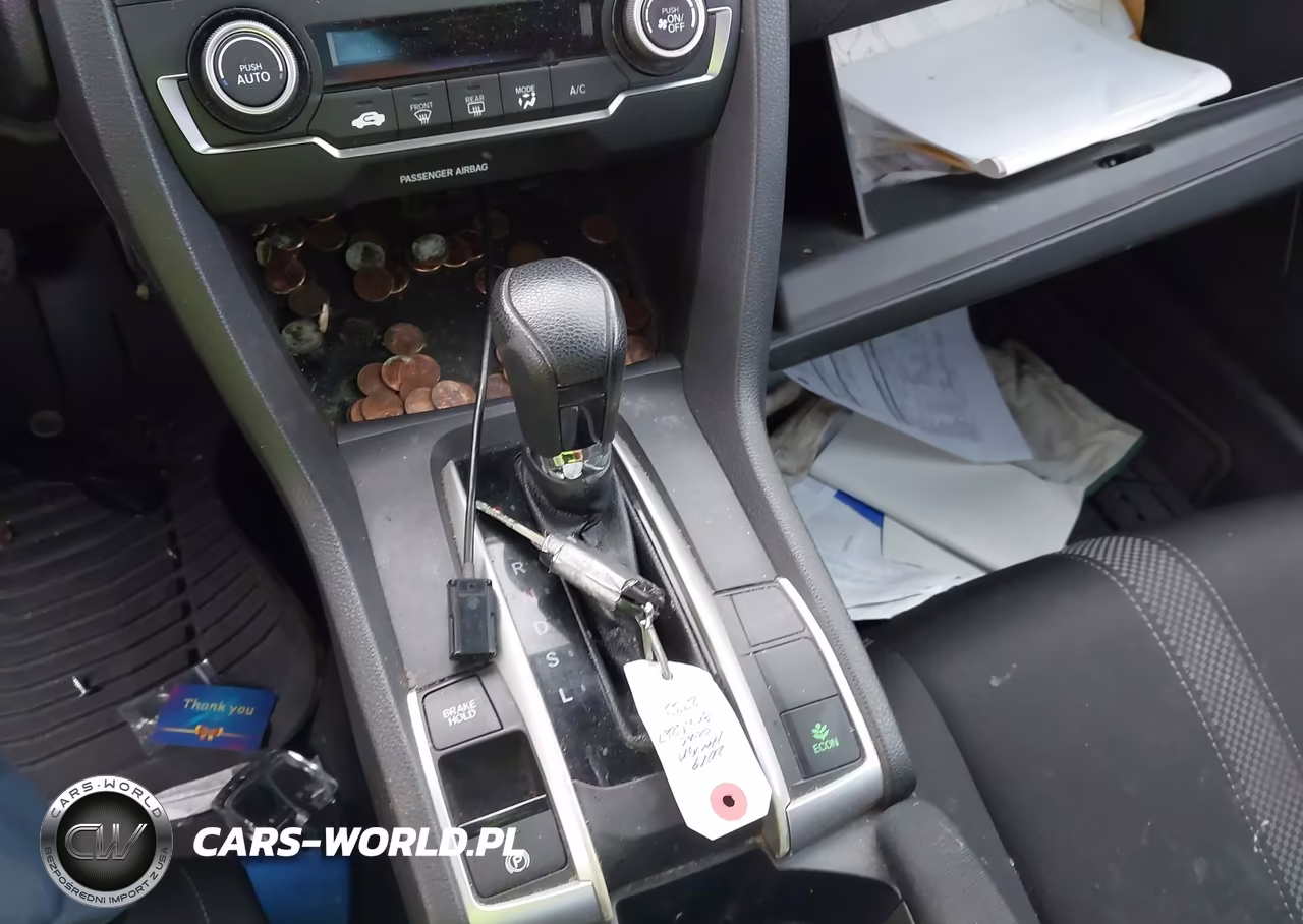 2019 Honda Civic Lx VIN:2HGFC2F60KH562733 - 11