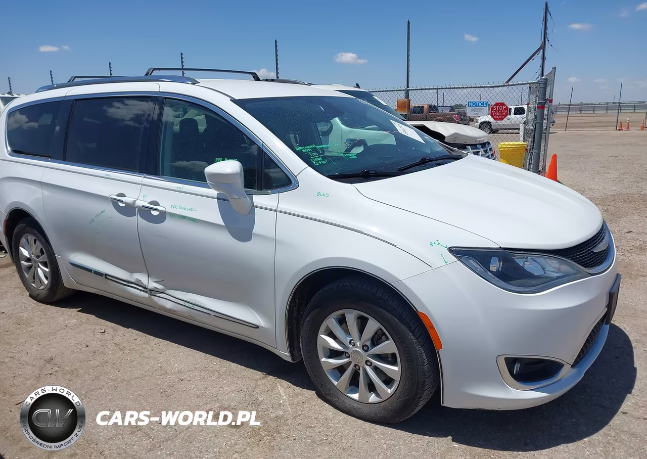 2019 Chrysler Pacifica Touring L