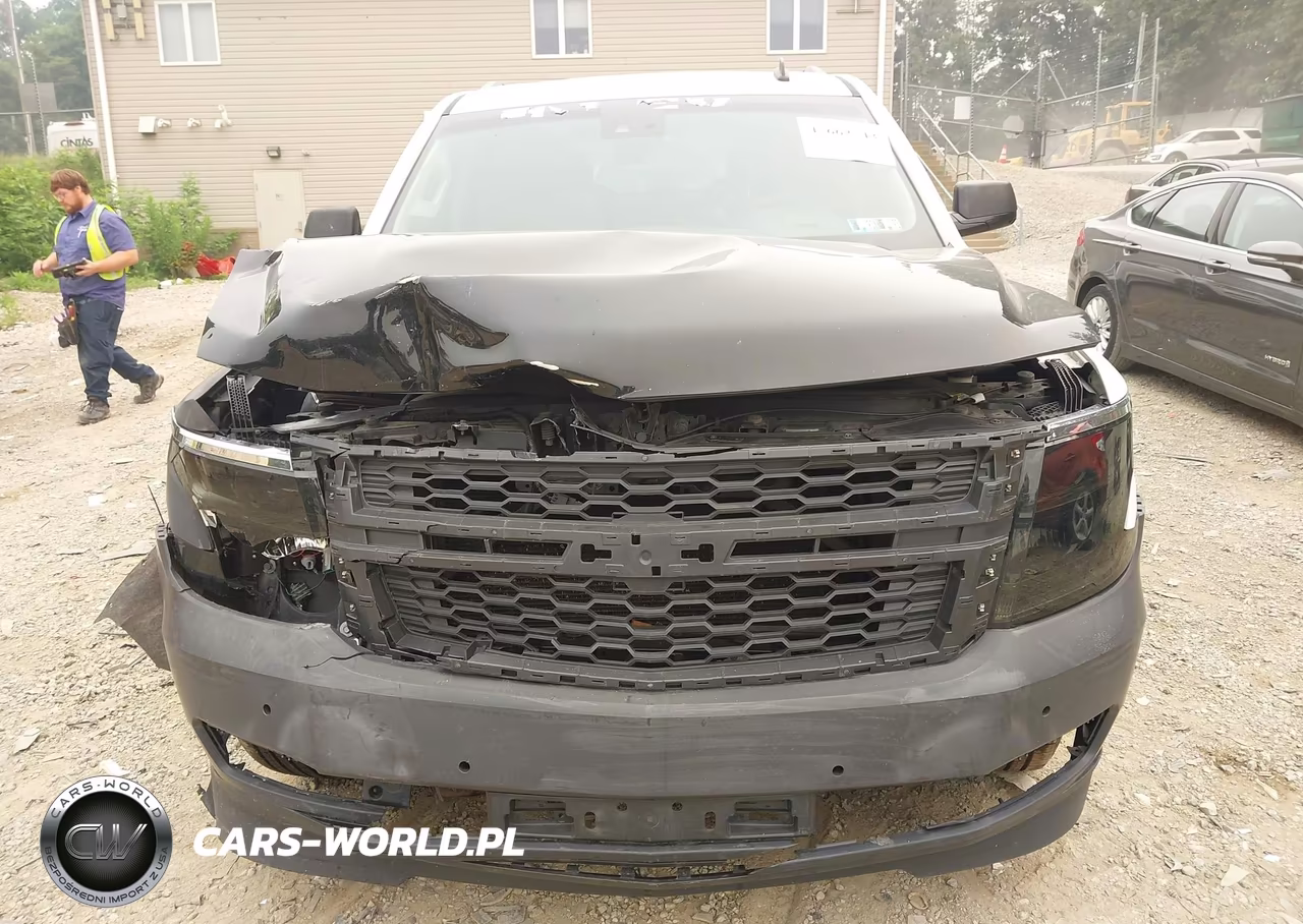 2015 Chevrolet Tahoe Lt VIN:1GNSKBKC3FR295693 - 12