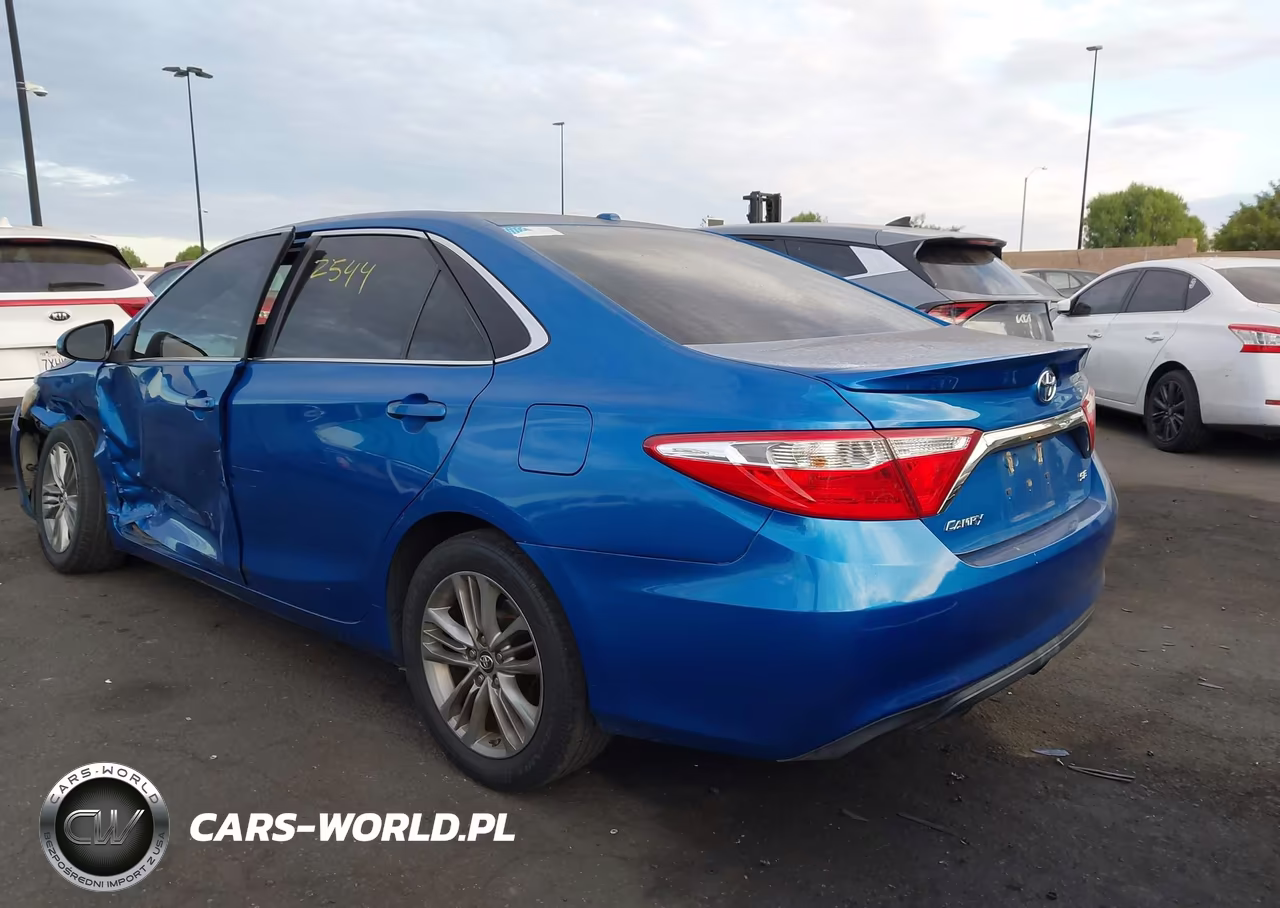 2017 Toyota Camry Se VIN:4T1BF1FK5HU628643 - 3