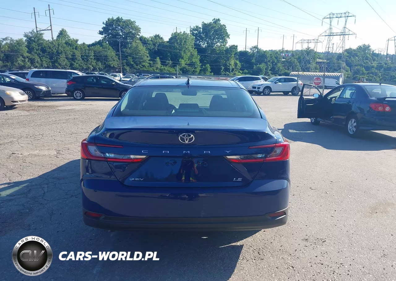 2026 Toyota Camry Le VIN:4T1DAACK5TU259352 - 16