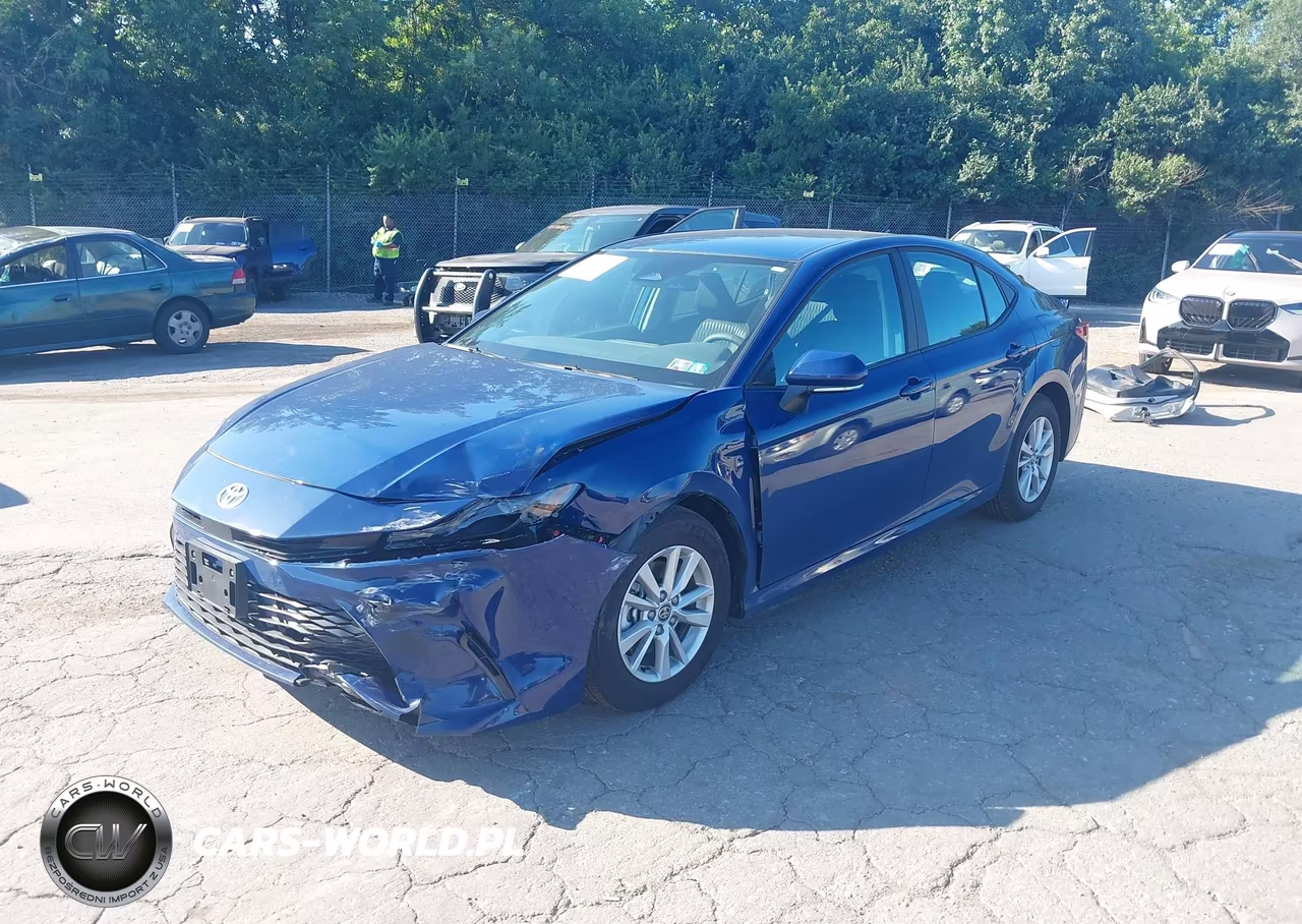 2026 Toyota Camry Le VIN:4T1DAACK5TU259352 - 2
