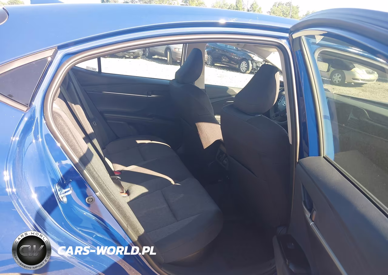 2026 Toyota Camry Le VIN:4T1DAACK5TU259352 - 8