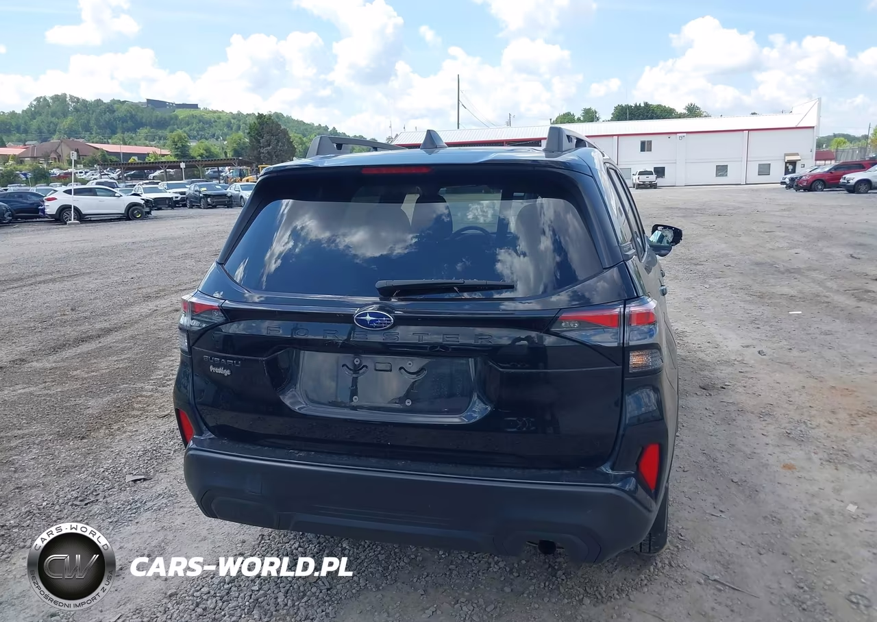 2025 Subaru Forester Premium VIN:JF2SLDDC0SH446652 - 16