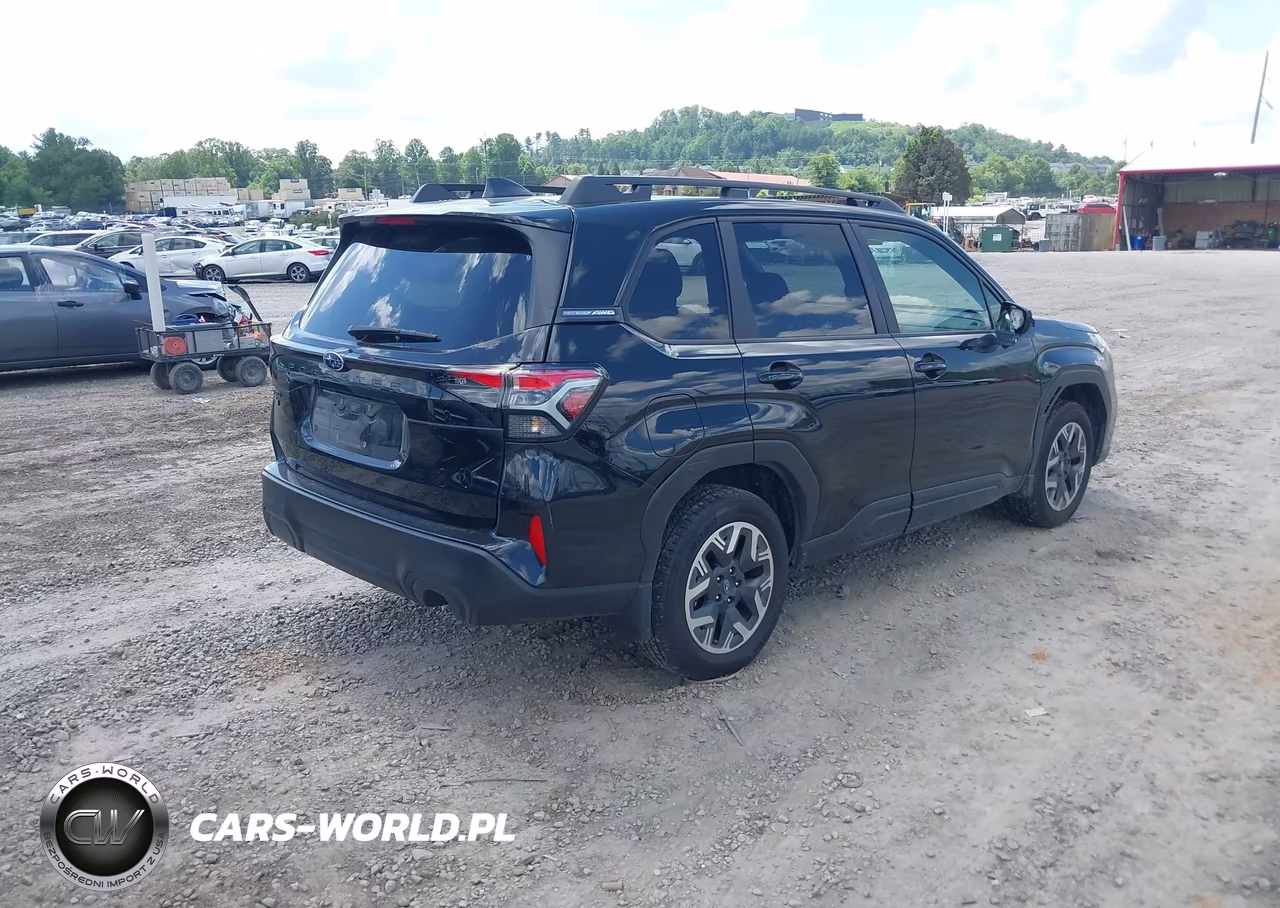 2025 Subaru Forester Premium VIN:JF2SLDDC0SH446652 - 4